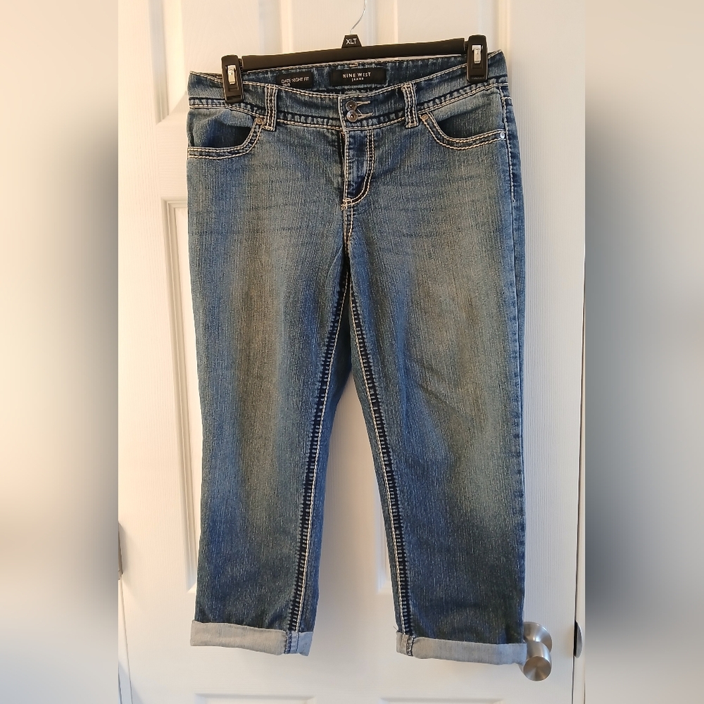 Nine West Jeans “Date Night Fit” Embellished Denim Capris Size 29/8, Medium Wash